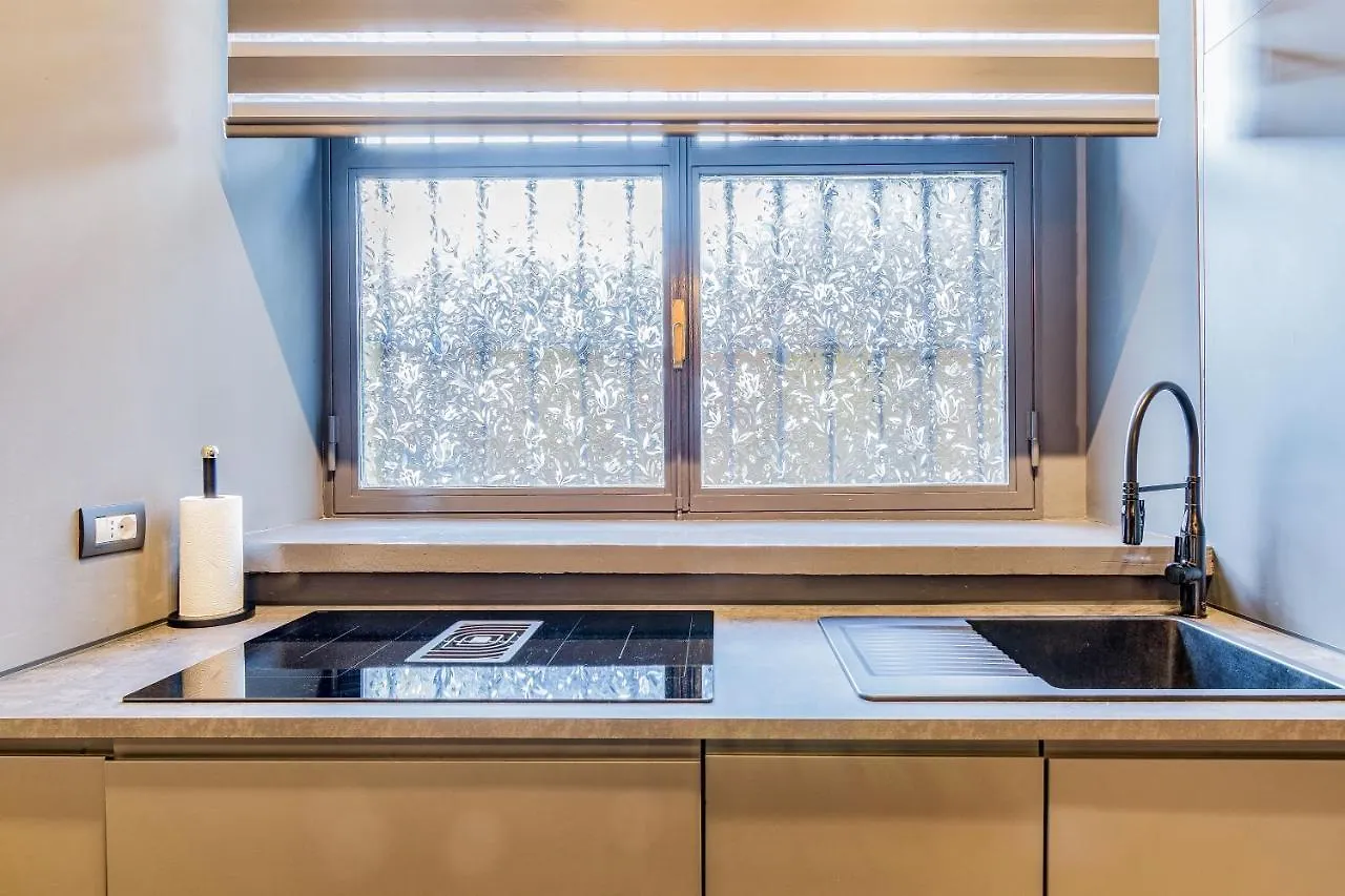 Bligny Studio 4Pax Wifi Bocconi District Milan Italy